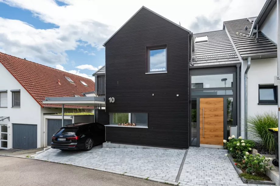 Doppelhaushälfte Korb